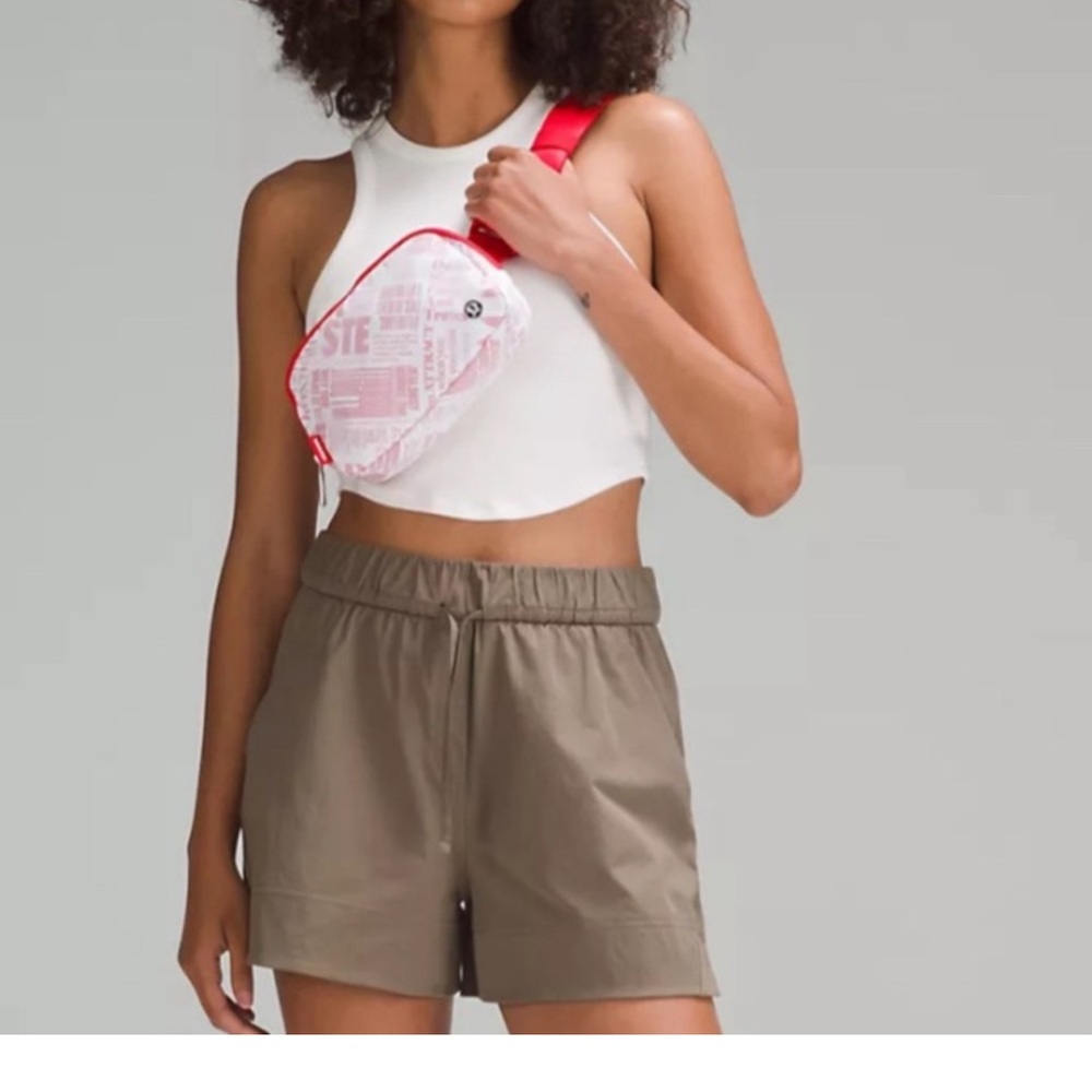 NWT - Lululemon Everywhere Belt Bag - 1L red and white manifesto